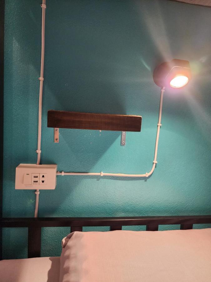 Blue Moon House - A Budget Hostel For Easy Travellers Chiang Mai Extérieur photo