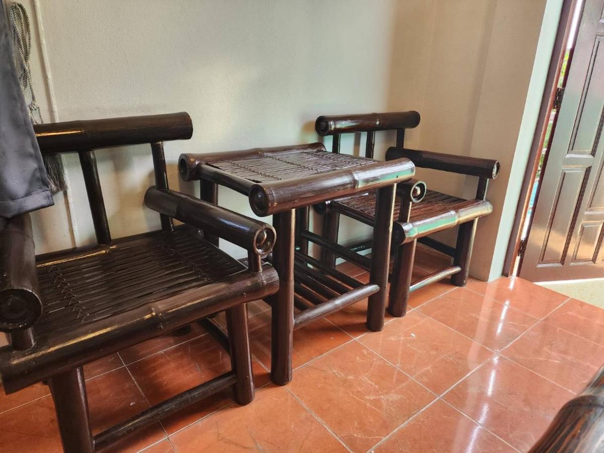 Blue Moon House - A Budget Hostel For Easy Travellers Chiang Mai Extérieur photo