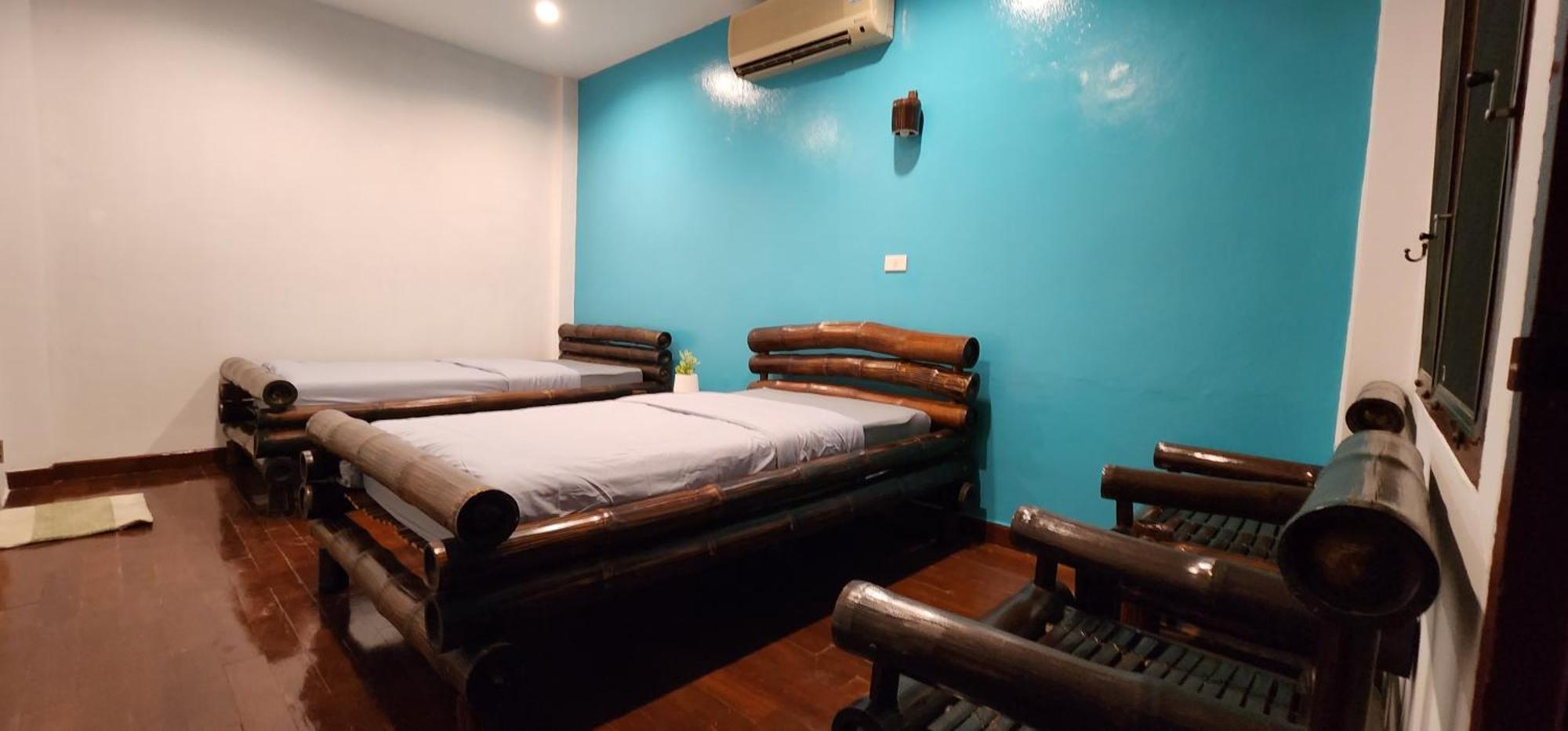Blue Moon House - A Budget Hostel For Easy Travellers Chiang Mai Chambre photo