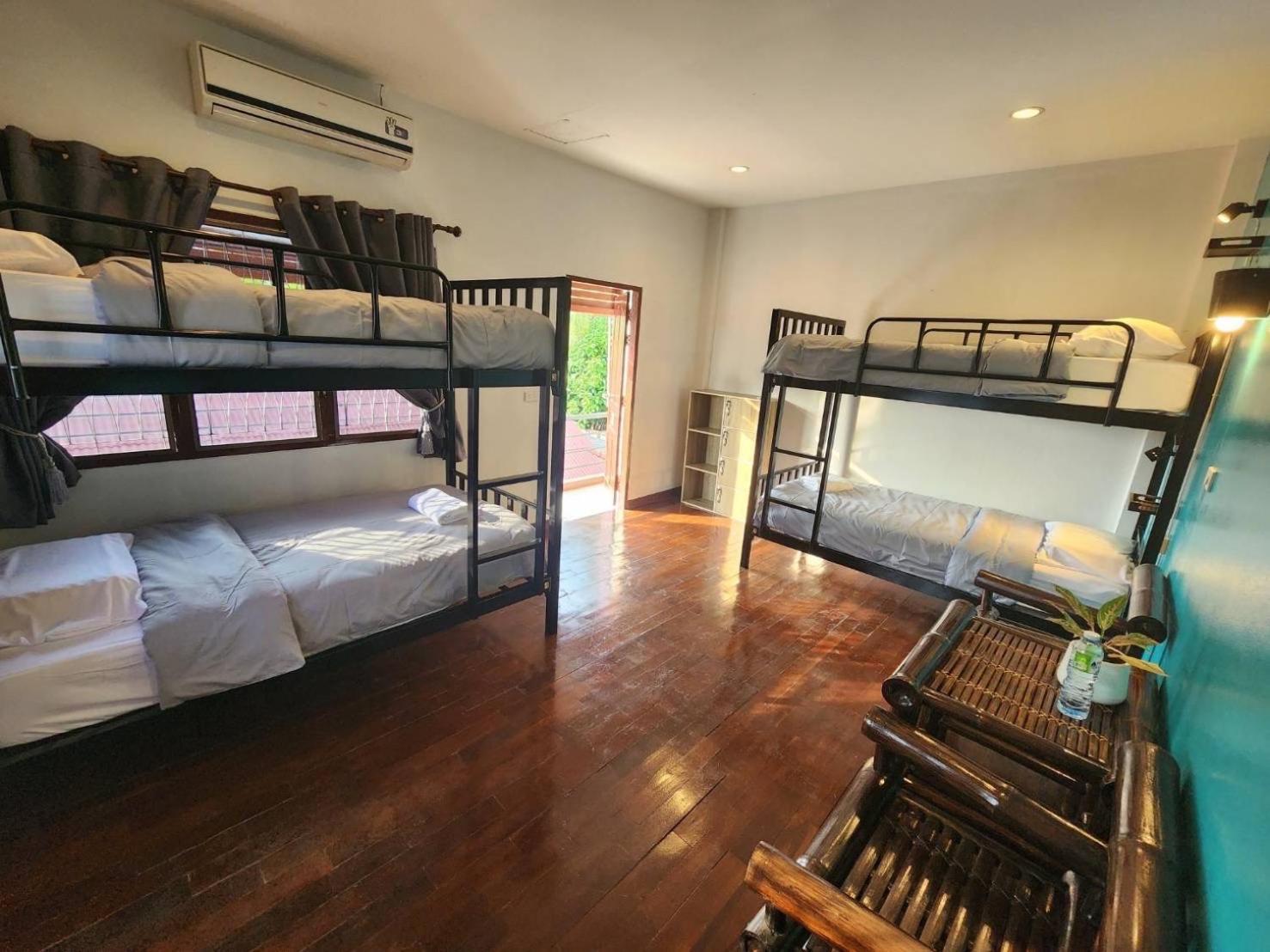 Blue Moon House - A Budget Hostel For Easy Travellers Chiang Mai Extérieur photo