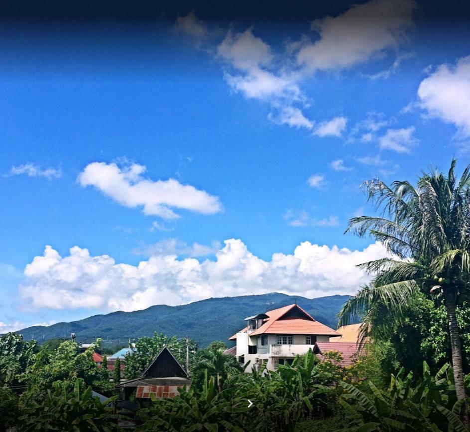 Blue Moon House - A Budget Hostel For Easy Travellers Chiang Mai Extérieur photo