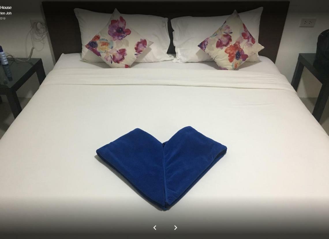 Blue Moon House - A Budget Hostel For Easy Travellers Chiang Mai Extérieur photo