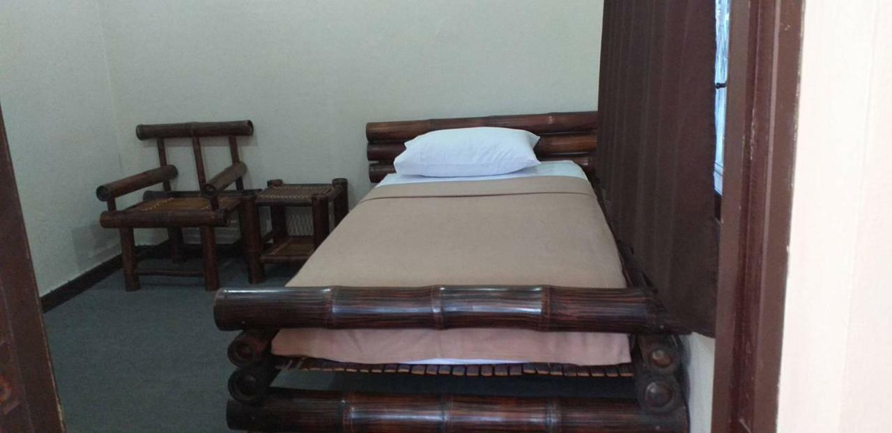 Blue Moon House - A Budget Hostel For Easy Travellers Chiang Mai Extérieur photo